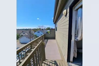 6329 16 Avenue NE #1, Seattle, WA 98115 - Photo 13