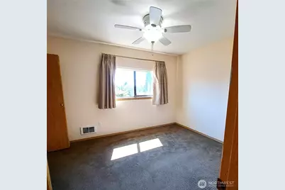 6329 16 Avenue NE #1, Seattle, WA 98115 - Photo 7