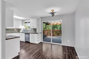 14309 Golden Given Rd E, Tacoma, WA 98445 - Photo 11