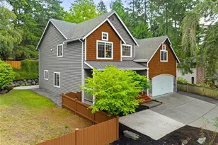 19028 37th Ave NE, Lake Forest Park, WA 98155 - Photo 3