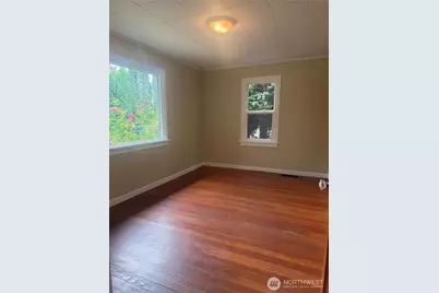 15122 S 42nd Ave, Tukwila, WA 98188 - Photo 11