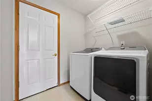 10423 30th Dr SE, Everett, WA 98208 - Photo 13