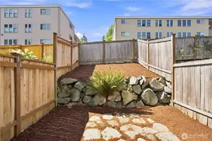 12307 10th Pl NE, Seattle, WA 98125 - Photo 21