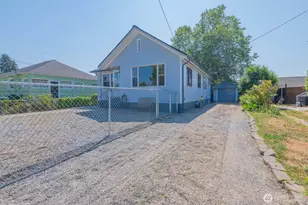 2007 9th St, Bremerton, WA 98337 - Photo 3