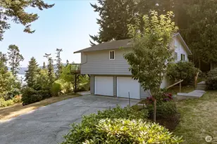 6838 Gibralter Dr, Anacortes, WA 98221 - Photo 3