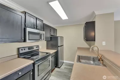 31500 33rd Place SW #V102, Federal Way, WA 98023 - Photo 5