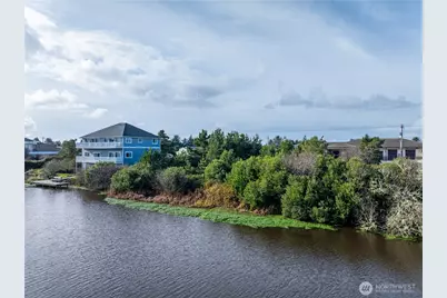 568 Point Brown Avenue NE, Ocean Shores, WA 98569 - Photo 13