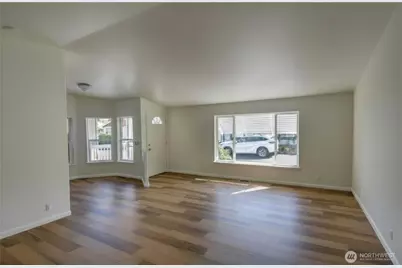 5323 W Eagle Lane SW, Olympia, WA 98512 - Photo 5