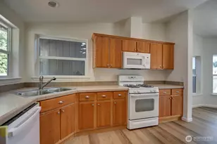 5323 W Eagle Ln SW, Olympia, WA 98512 - Photo 9
