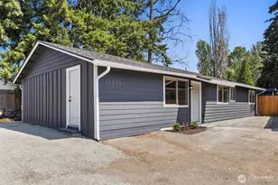 11820 SE 318th Pl, Auburn, WA 98092 - Photo 1