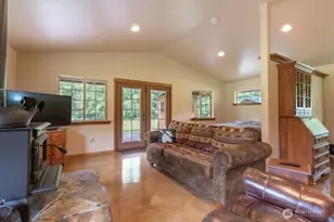 2298 Undie Rd, Forks, WA 98331 - Photo 5