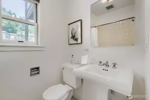 317 Lakeside Ave S, Seattle, WA 98144 - Photo 13