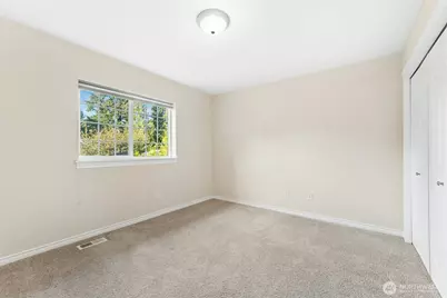 723 N 198th Street, Shoreline, WA 98133 - Photo 27