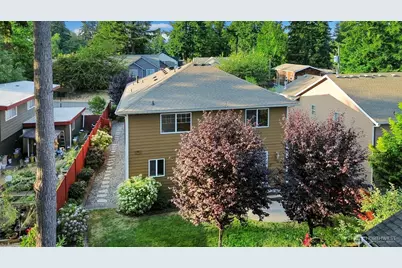 723 N 198th Street, Shoreline, WA 98133 - Photo 35