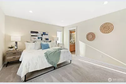 723 N 198th Street, Shoreline, WA 98133 - Photo 15