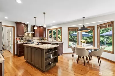 13022 205th Place SE, Issaquah, WA 98027 - Photo 9