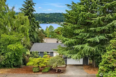 5761 110th Ave SE, Bellevue, WA 98006 - Photo 1
