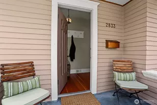 2833 NW 69th St, Seattle, WA 98117 - Photo 3