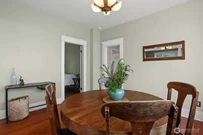 2833 NW 69th Street, Seattle, WA 98117 - Photo 9