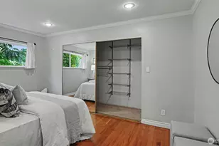1326 N 40th St, Seattle, WA 98103 - Photo 17