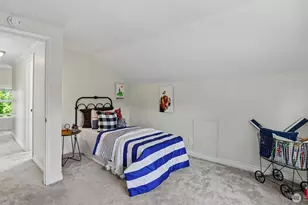 1326 N 40th St, Seattle, WA 98103 - Photo 21