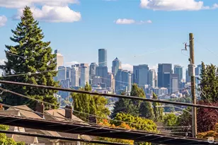 1326 N 40th St, Seattle, WA 98103 - Photo 31