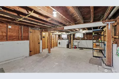 1326 N 40th Street, Seattle, WA 98103 - Photo 23