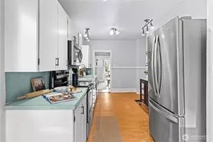 631 N Steele St, Tacoma, WA 98406 - Photo 17