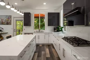 11502 6th Ave NW, Seattle, WA 98177 - Photo 13