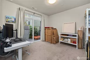 23000 NE 8th St, Sammamish, WA 98074 - Photo 17