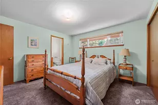 1040 Rosewood Ln, Fircrest, WA 98466 - Photo 21