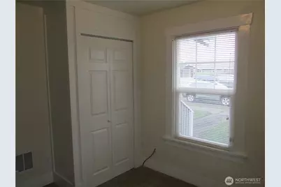 110 & 114 E Hazel Avenue, Burlington, WA 98233 - Photo 15