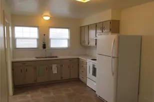 110 & 114 E Hazel Ave, Burlington, WA 98233 - Photo 11