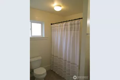 110 & 114 E Hazel Avenue, Burlington, WA 98233 - Photo 19