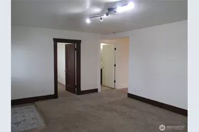 110 & 114 E Hazel Avenue, Burlington, WA 98233 - Photo 7