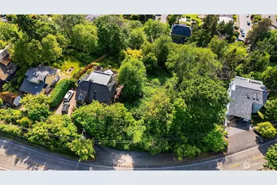 5213 SW Jacobsen Road, Seattle, WA 98033 - Photo 9