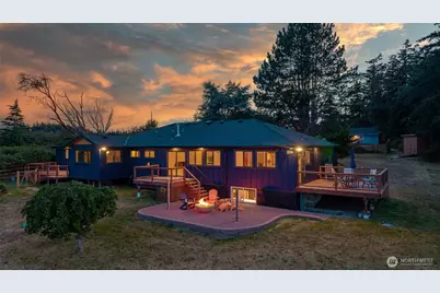 1526 Scenic Heights Road, Oak Harbor, WA 98277 - Photo 1