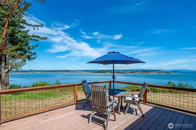 1526 Scenic Heights Road, Oak Harbor, WA 98277 - Photo 13