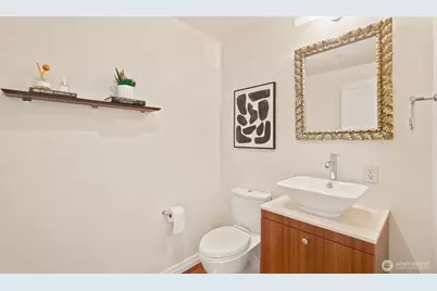 500 106th Avenue NE #1501, Bellevue, WA 98004 - Photo 17