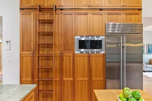 6510 NE Sundance Ln, Bainbridge Island, WA 98110 - Photo 17