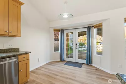 27010 115th Avenue SE, Kent, WA 98030 - Photo 5