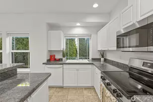 10025 9th Ave W, Everett, WA 98204 - Photo 9