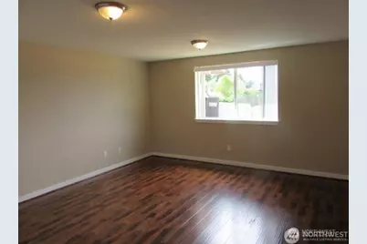 2211 NE 7th Street, Renton, WA 98056 - Photo 5