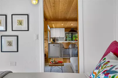 18274 Capet Zalsiluce Road, La Conner, WA 98257 - Photo 19