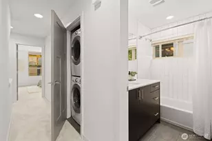 3817 Gilman Ave W, Seattle, WA 98199 - Photo 15