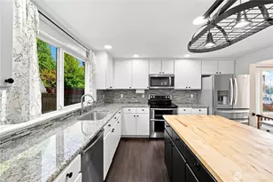 1221 85th Dr NE, Lake Stevens, WA 98258 - Photo 5