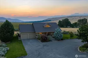 9334 N Canyon View Pr NE, Benton City, WA 99320 - Photo 3