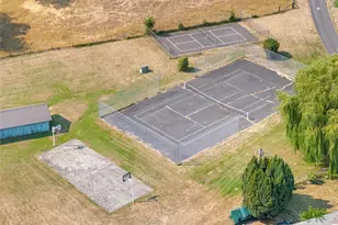 15807 Lawrence Pl SE, Yelm, WA 98597 - Photo 31