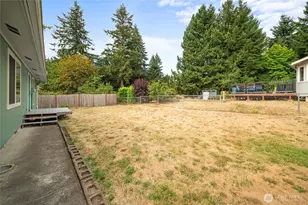 15807 Lawrence Pl SE, Yelm, WA 98597 - Photo 21