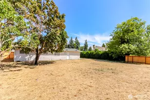 1218 140 St E, Tacoma, WA 98445 - Photo 5